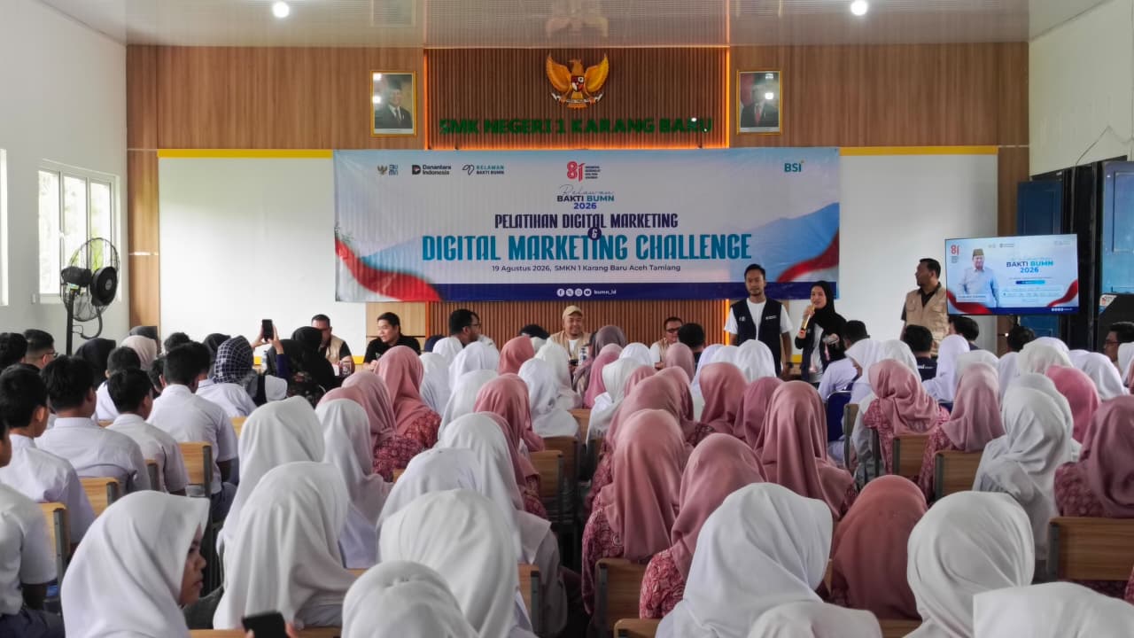 Relawan Bakti BUMN 2026 Hadir di SMKN 1 Karang Baru, Salurkan Bantuan Laptop dan Bekali Siswa Keterampilan Digital Marketing